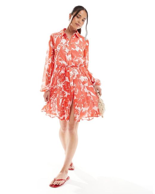 Vero Moda Smilla in het Red