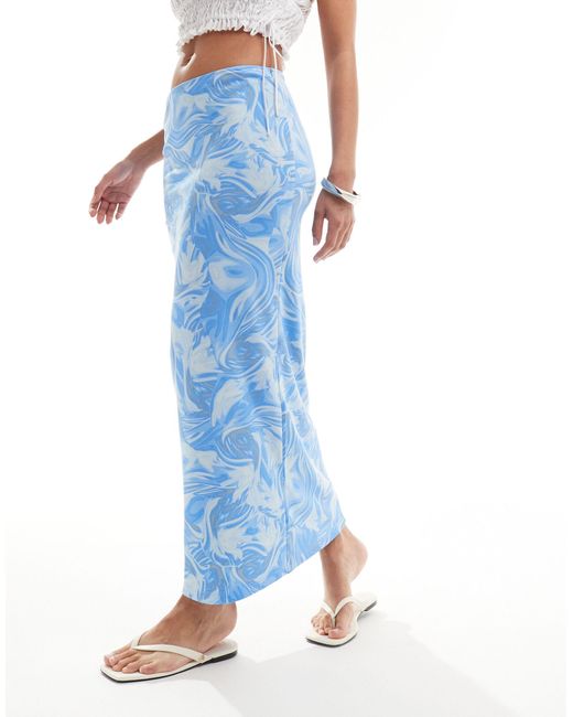Falda midi con estampado difuminado Monki de color Blue