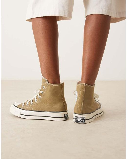 Chuck 70 Hi di Converse in Natural