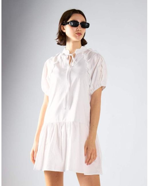 Glamorous White Ruffle Trim Puff Sleeve Tiered Mini Dress