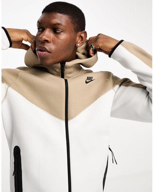 Nike White Tech Fleece Winter Hoodie for men