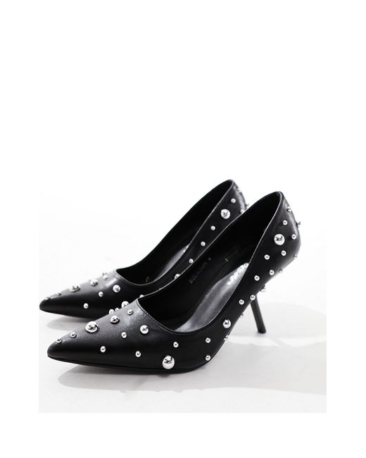 Disco dream - scarpe con tacco obliquo con borchie sferiche di Public Desire in Black