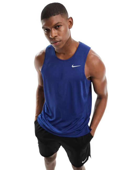 Dri-fit miler - top senza maniche color reale di Nike in Blue da Uomo
