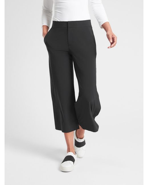 Athleta Synthetic Tribeca Crop Pant in 