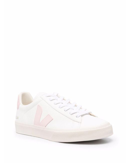 veja white shoes