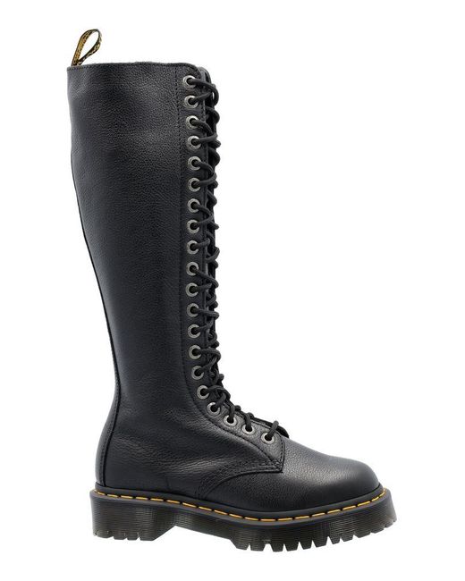 1b60 max dr martens