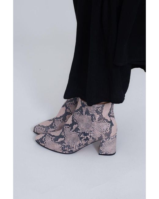 boots emma go