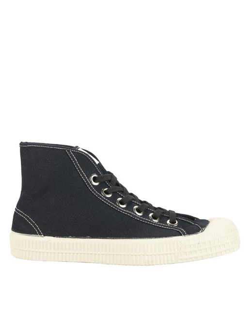 black round toe court shoes