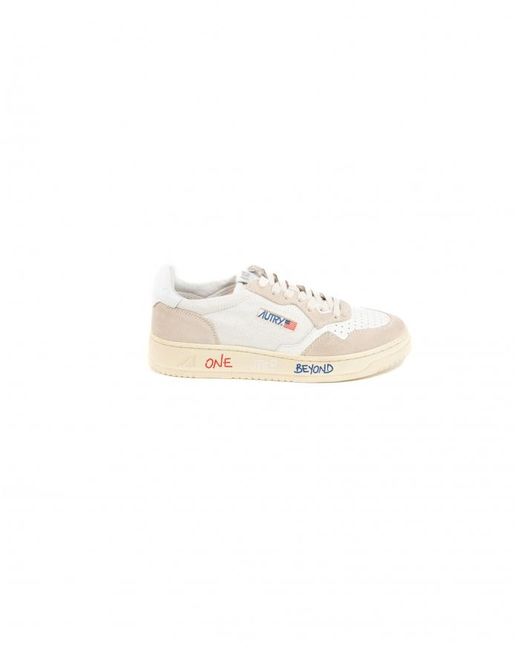 autry medalist low sneakers in white leather and suede