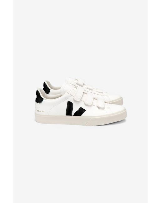 Veja Leather Recife Chromefree Trainers In White & in White Leather ...