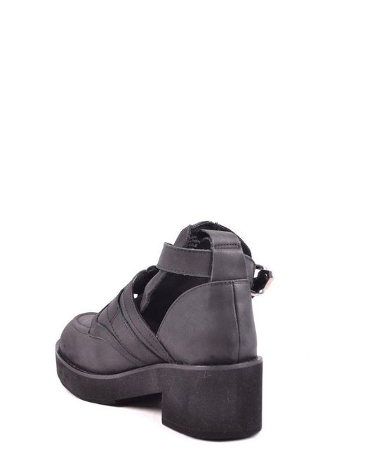 what stores sell jeffrey campbell shoes