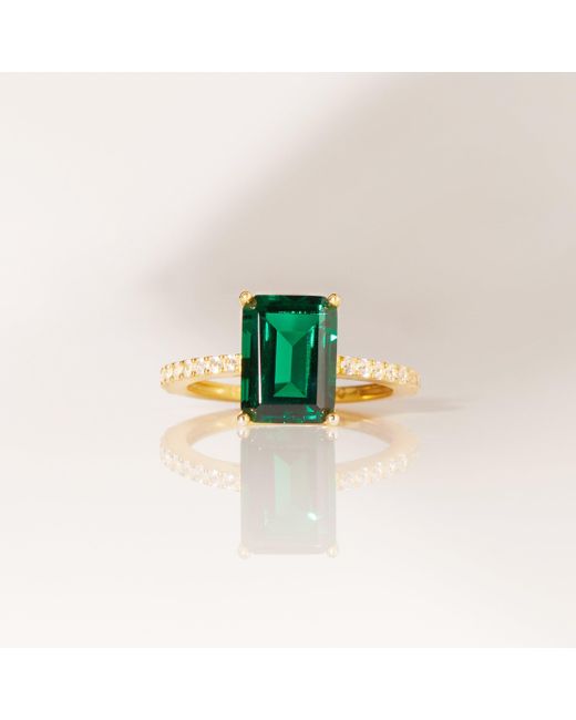 AUrate New York Green Emerald Solitaire Pavé Ring