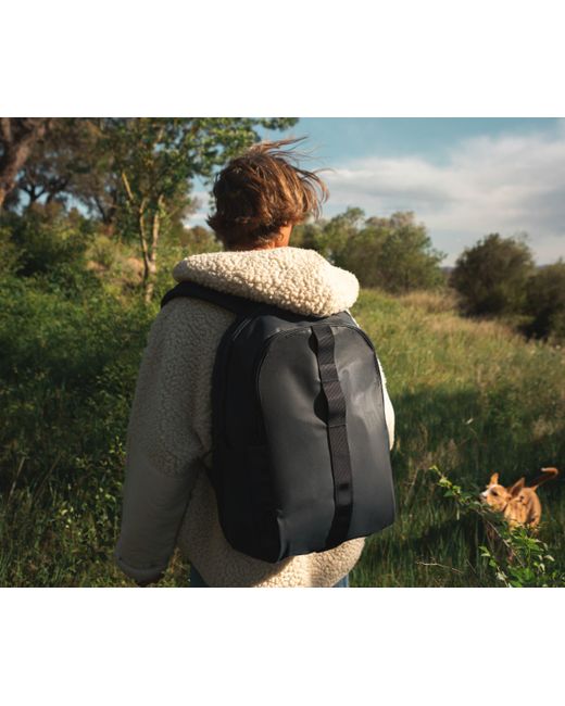 Away Travel Black Active Backpack 26L