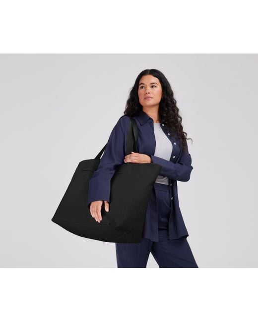 Away Travel Black Large Featherlight Tote