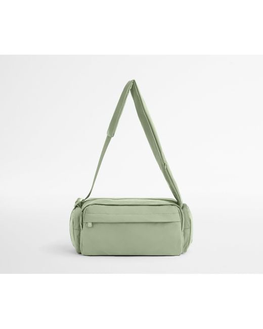 Away Travel Green Featherlight Cargo Pack