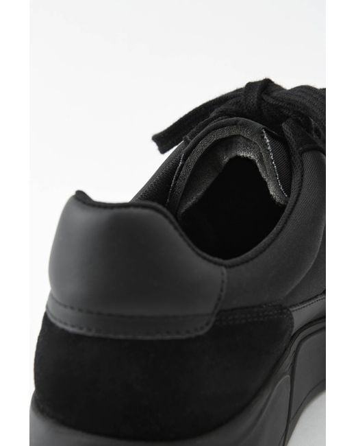 Axel Arigato Black Genesis Runner for men