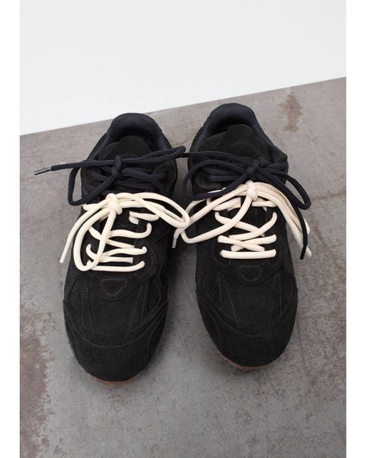 Axel Arigato Black Slow Runner