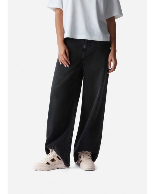 Axel Arigato Black Area Lo Sneaker