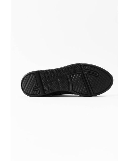 Axel Arigato Black Genesis Runner for men