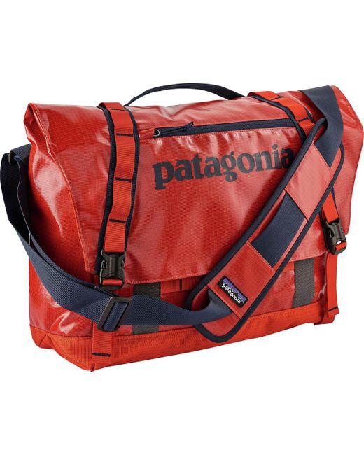 Patagonia Red Black Hole 24l Messenger Bag for men
