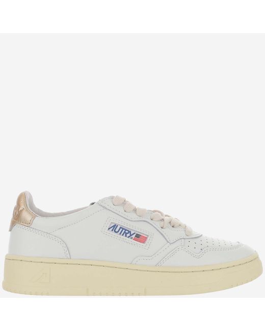 Autry White Medalist Low Sneakers