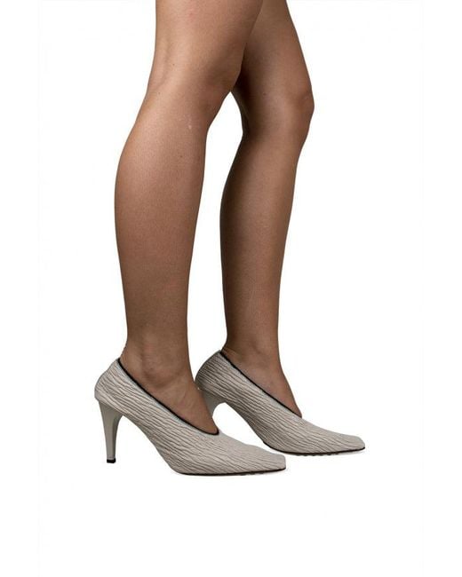 Bottega Veneta White Crunch Pumps