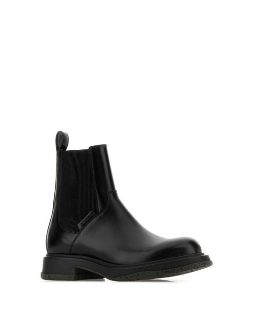 Gucci Black Solid Chelsea Boots for men