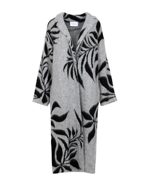 Kaos Coats Gray