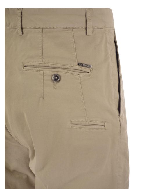 Stretch Cotton Gabardine Chino pantaloni di Peserico in Natural