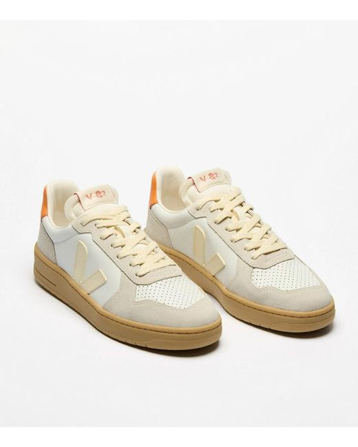 Veja White V 82