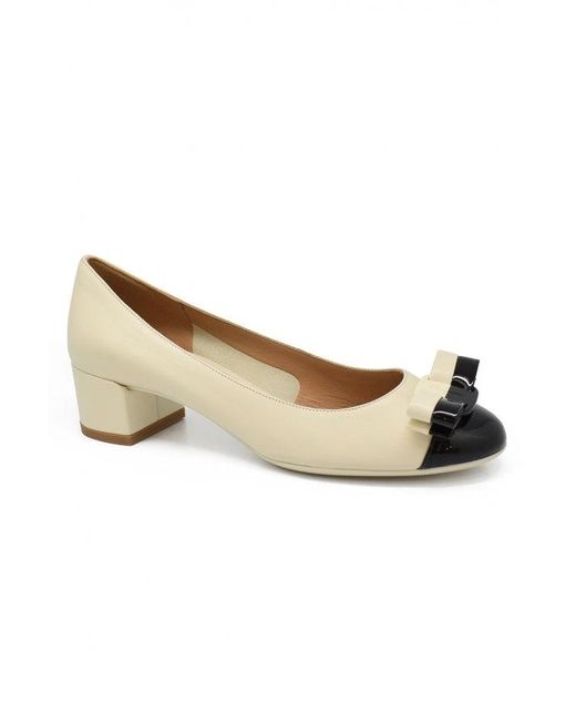Ferragamo Black Salvatore Eva Leathe Pumps