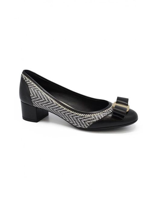Ferragamo Black Eva Leathe Pumps