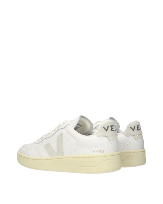 Veja White Sneakers/Light Leather