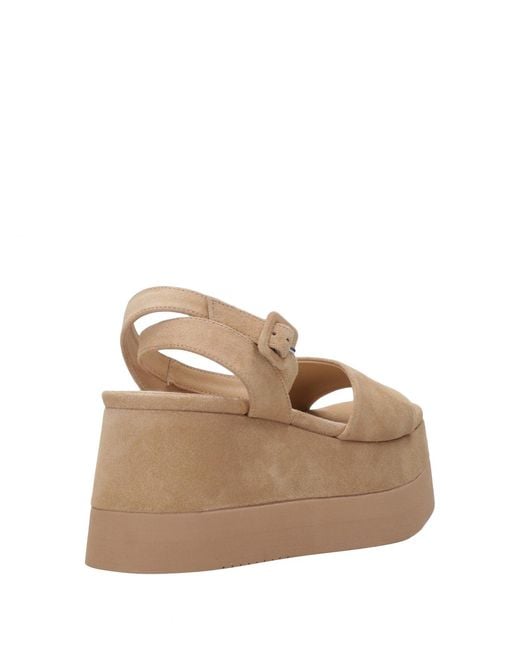 Paloma Barceló Natural Sandals