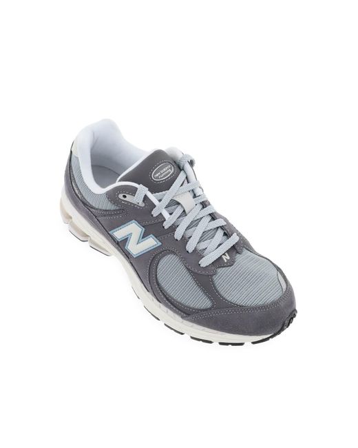 2002 R Sneakers New Balance de color Gray