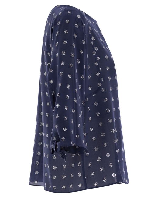 Weekend by Maxmara Blue Wochenende Max Mara Adone Crewneck Bluse in Crepe de Chine
