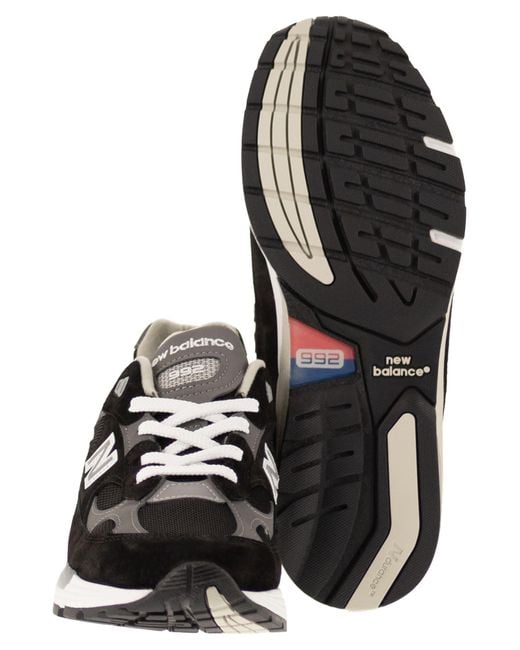 New Balance Black 992