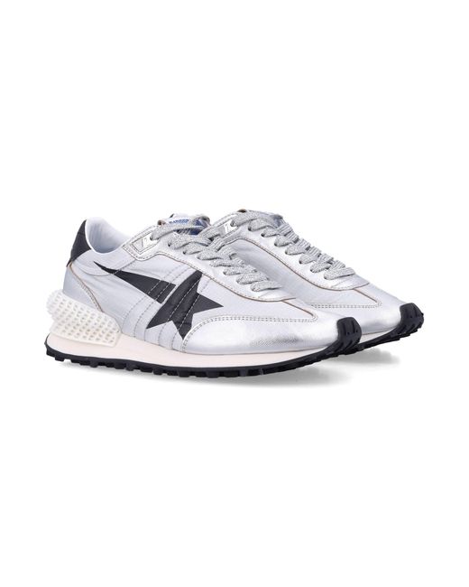 Golden Goose Deluxe Brand White Chic Casual Sneakers For