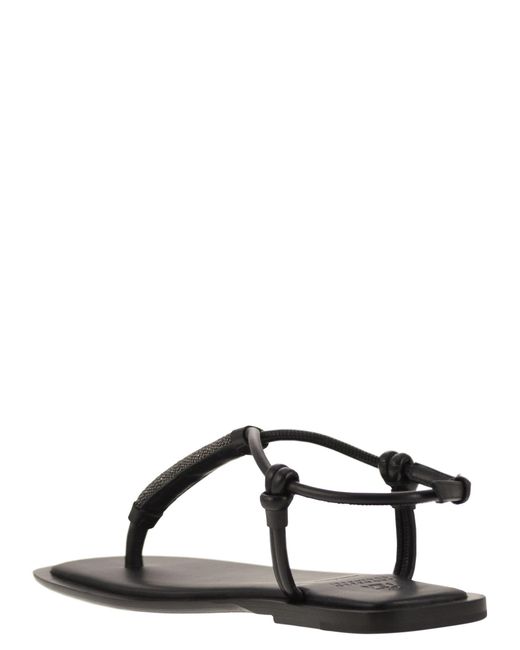 Sandales en cuir avec bretelles tressées précieuses Brunello Cucinelli en coloris Black