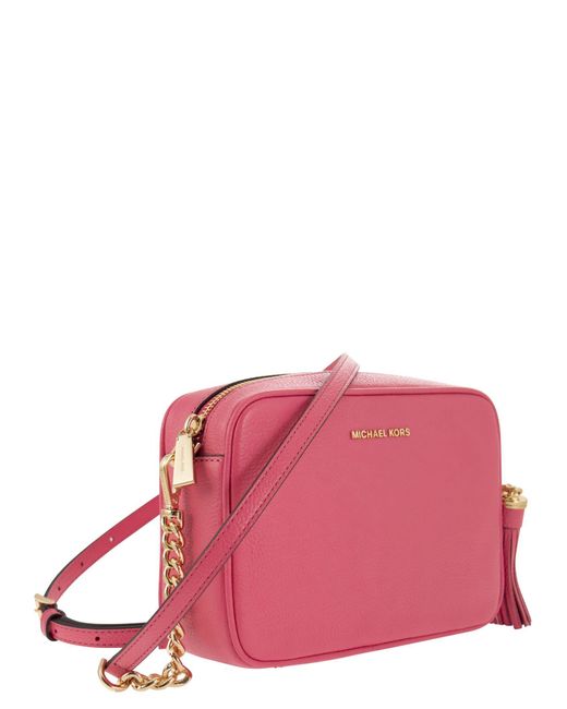 Michael Kors Ginny Leather Crossbody Bag in het Pink