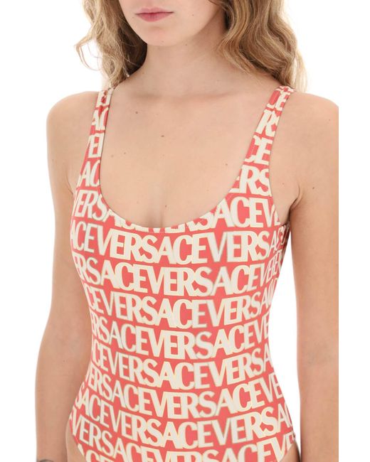 Versace Allover One Piece Swimwear in het Red