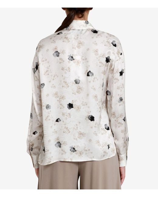 Kaos White Shirts