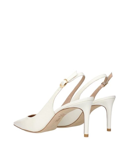Stuart Weitzman White Sandals/Cream Leather