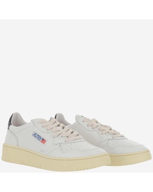 Autry White Sneakers Medalist Low Leather
