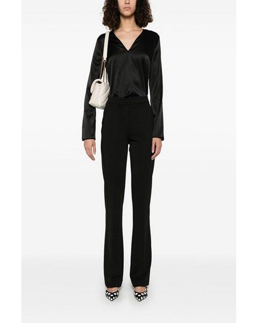 Rosado Negro Pinko de color Black