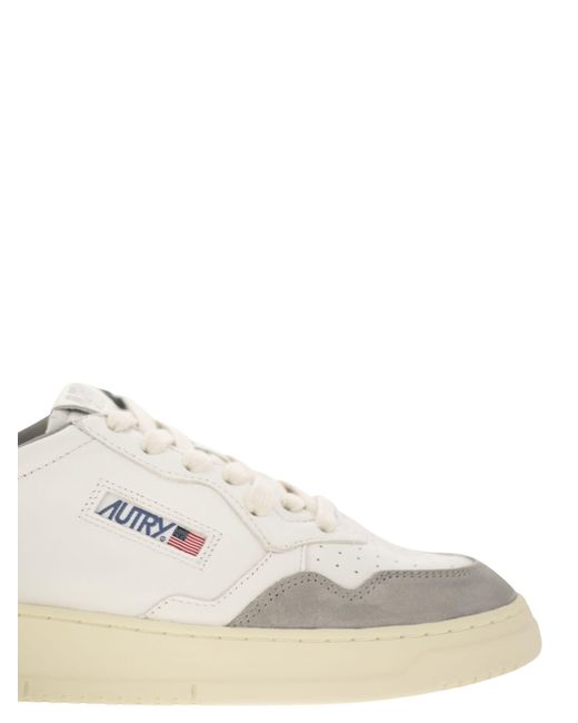 Autry Medaillewinnaar Low Sneakers In Goatkin En Suede in het White voor heren