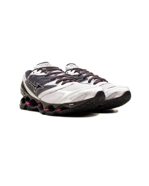 Mizuno Multicolor Sneakers for men