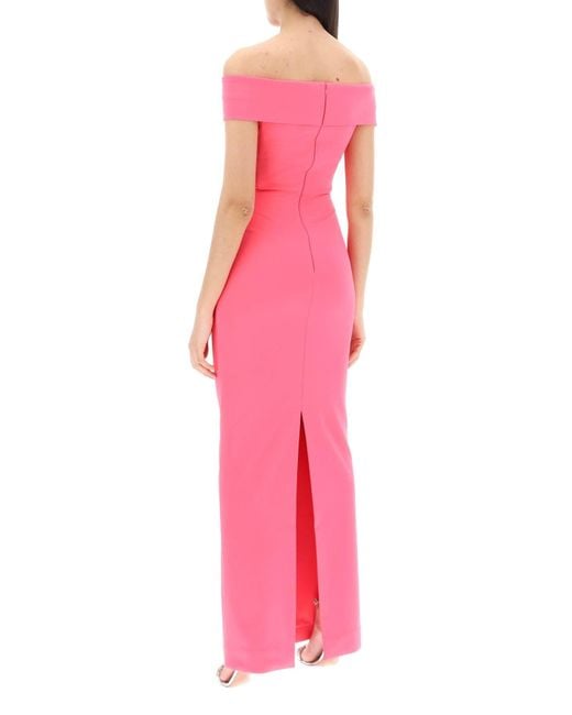 Maxi Abito Ines Off Shoulder di Solace London in Pink