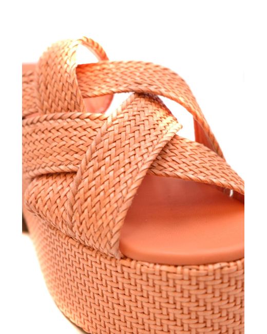 THEMOIRÈ Orange Sandals