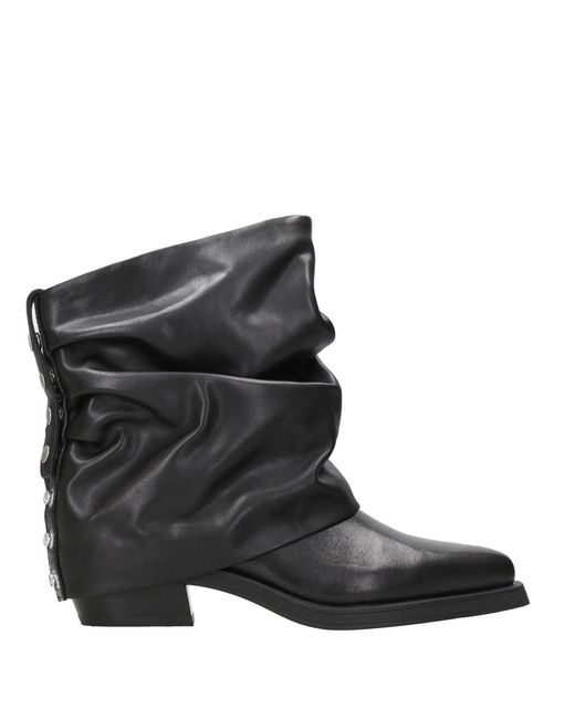 Bottes Noir Ash en coloris Black